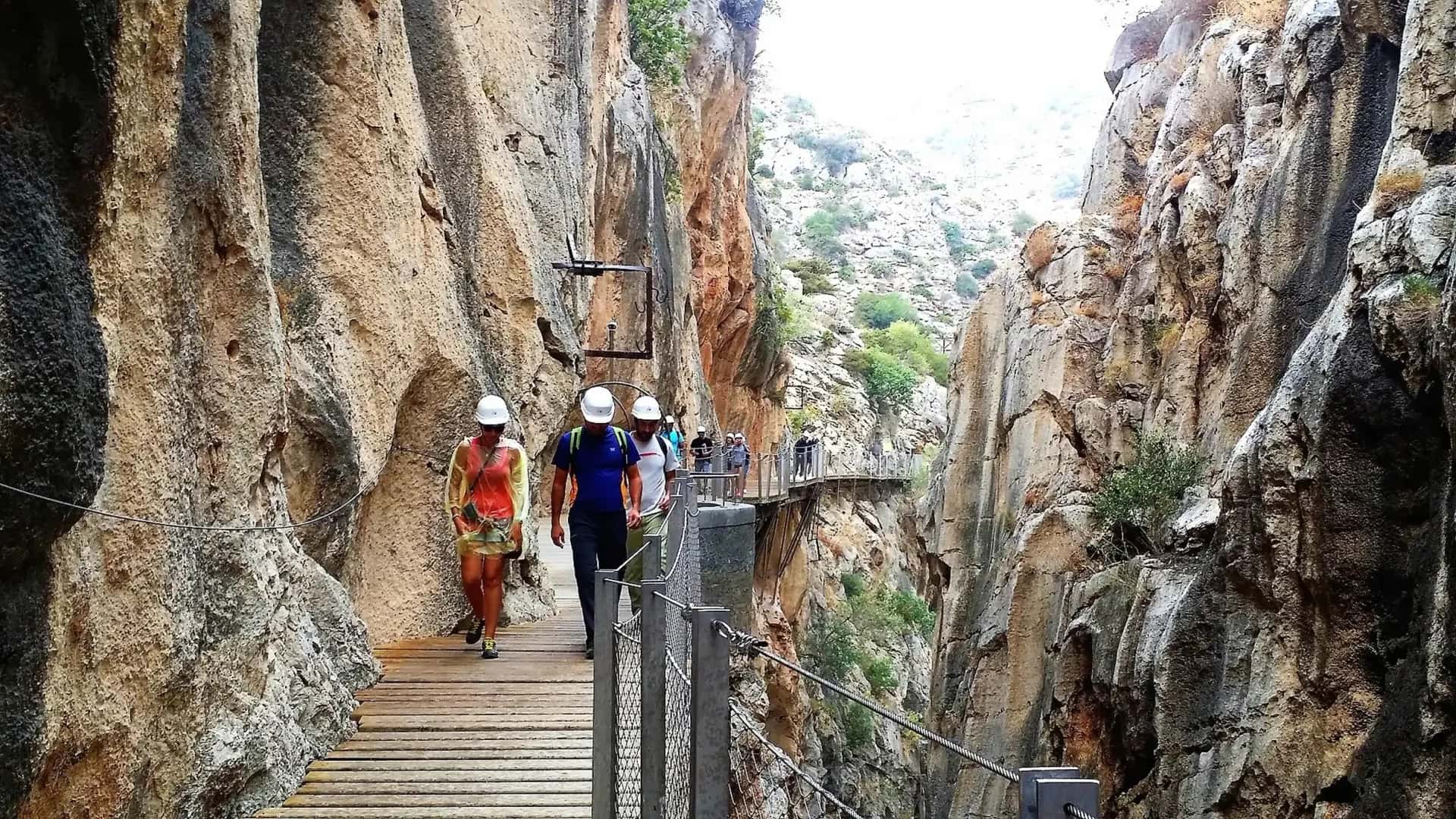 Desde Málaga: Excursión en Grupo al Caminito del Rey en Málaga - Foto 3