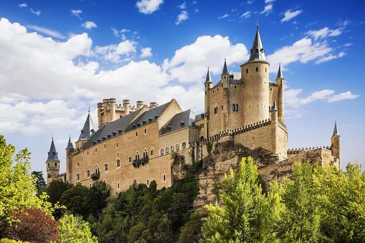 Excursión de un día a El Escorial, Valle y Segovia desde Madrid en Madrid - Foto 10
