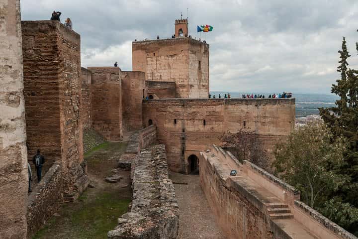 Visita a la Alhambra con guía oficial privado en Granada en Granada - Foto 11