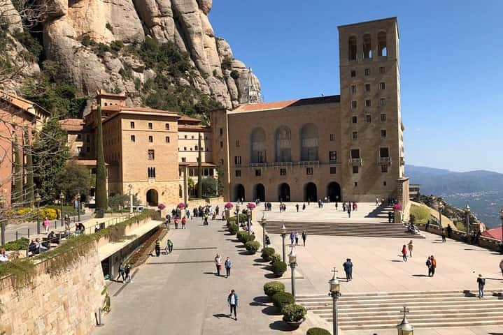 Tour privado de Montserrat desde Barcelona con recogida en Barcelona - Foto 3