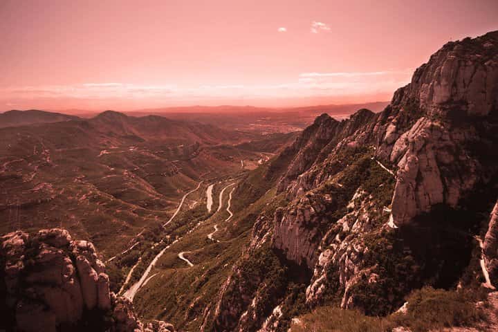 Excursión privada al monasterio de Montserrat con recogida en el hotel en Barcelona - Foto 8