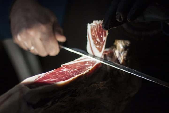 Tour gastronómico histórico privado por Sevilla de más de 15 sabrosas joyas ocultas en Sevilla - Imagen principal