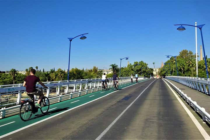 Tour privado en bicicleta eléctrica por Sevilla en Sevilla - Foto 8