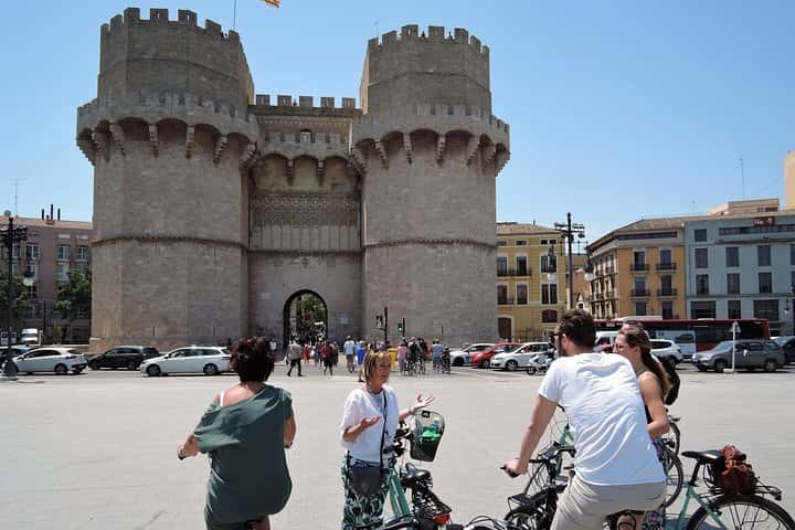 Visita privada al casco antiguo de Valencia en Valencia - Foto 2