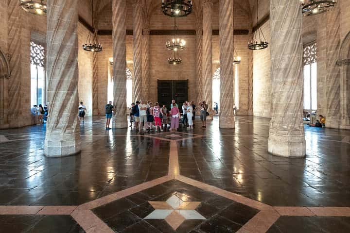 Visita privada al casco antiguo de Valencia en Valencia - Foto 5