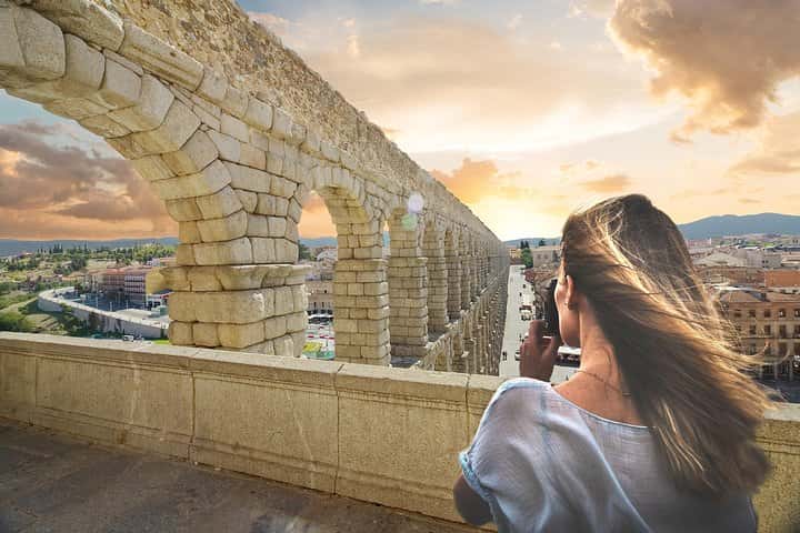 Excursión de un día a El Escorial, Valle y Segovia desde Madrid en Madrid - Foto 8