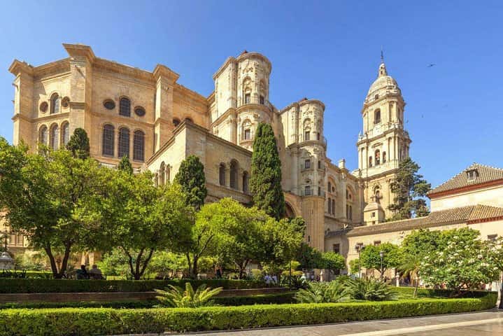 Excursión privada exclusiva a Málaga y excursión desde Granada en Granada - Foto 2