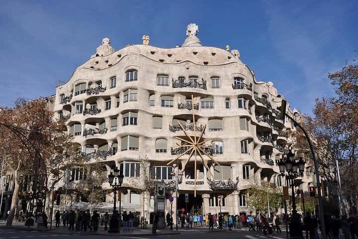 Tours privados en Madrid, Zaragoza y Barcelona con transporte incluido. en Madrid - Imagen principal