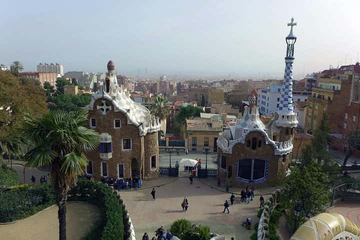 Tours privados en Madrid, Zaragoza y Barcelona con transporte incluido. en Madrid - Foto 11