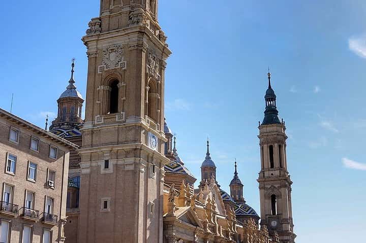 Tours privados en Madrid, Zaragoza y Barcelona con transporte incluido. en Madrid - Foto 13