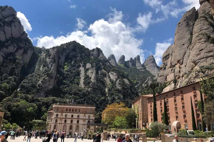 Tour privado de Montserrat desde Barcelona con recogida en Barcelona - Imagen principal