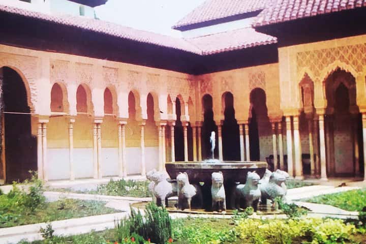 Alhambra completa con guía turístico- Evite colas de individuales en Granada - Foto 10
