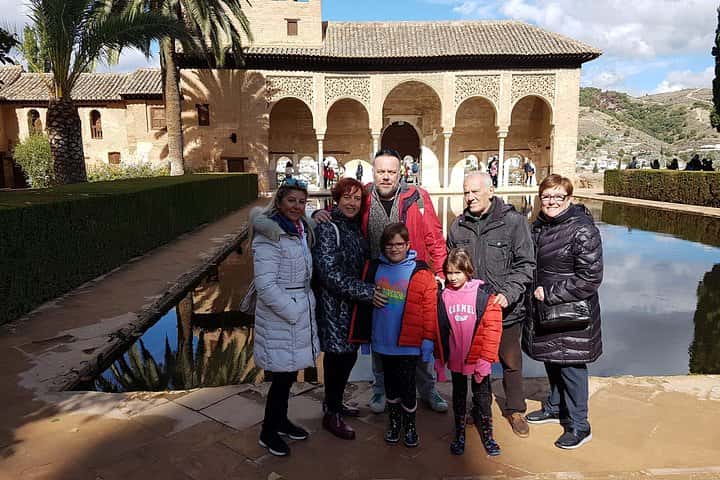 Alhambra Guia Oficial Privado (si tiene su entrada alhambra ) en Granada - Foto 12