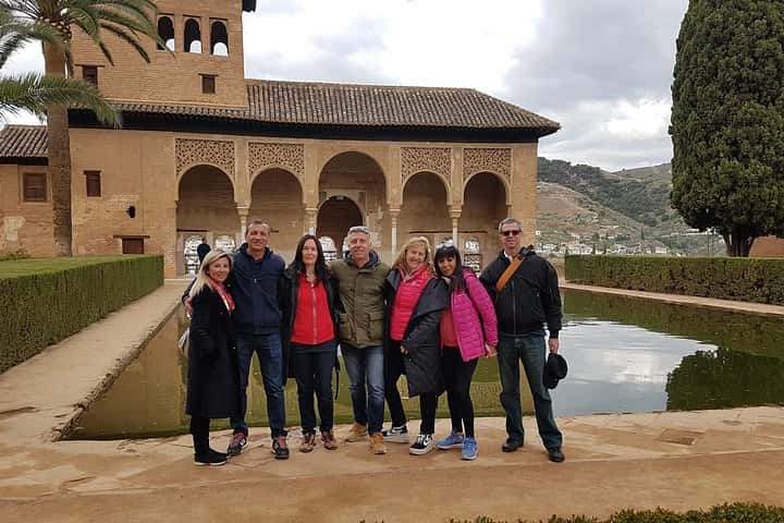Alhambra Guia Oficial Privado (si tiene su entrada alhambra ) en Granada - Foto 15