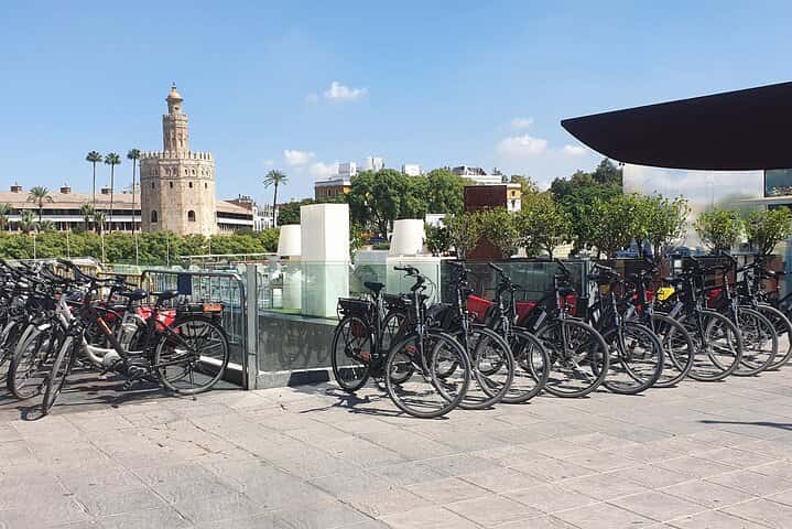 Tou Guiado en Bicicleta Electrica por Sevilla en Sevilla - Imagen principal