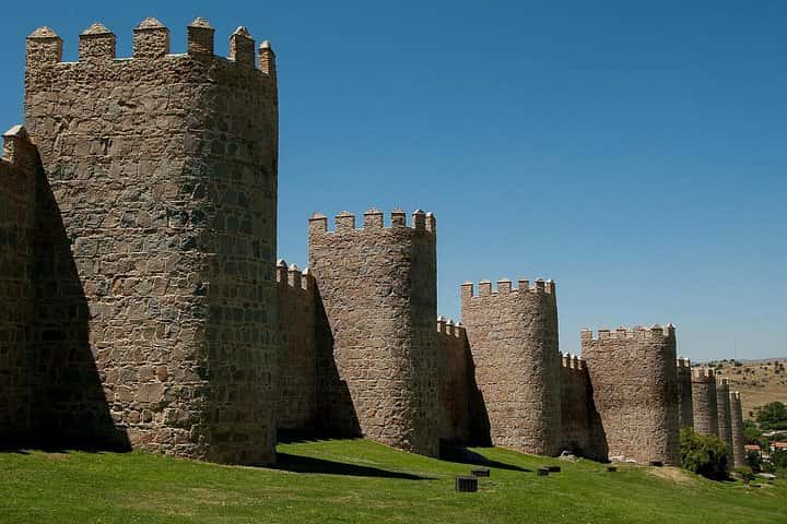 Desde Madrid: Tour Privado Oficial a Ávila & Segovia en Madrid - Foto 23