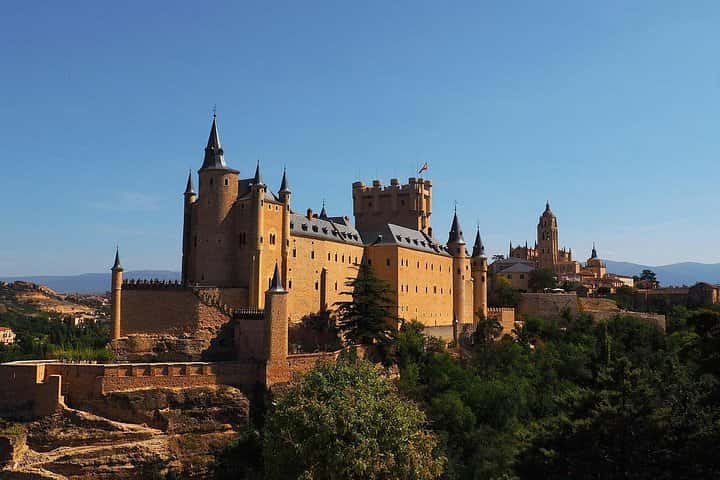 Desde Madrid: Tour Privado Oficial a Ávila & Segovia en Madrid - Foto 7