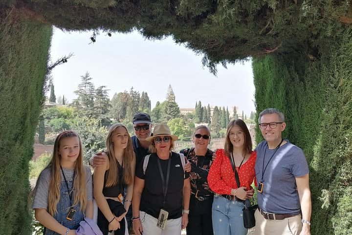 Alhambra Guia Oficial Privado (si tiene su entrada alhambra ) en Granada - Foto 22