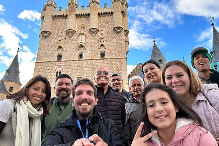 Desde Madrid: Tour Privado Oficial a Ávila & Segovia en Madrid - Foto 3