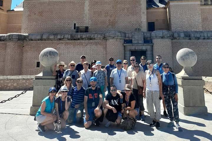 Desde Madrid: Tour Privado Oficial a Ávila & Segovia en Madrid - Foto 12