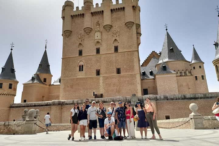 Desde Madrid: Tour Privado Oficial a Ávila & Segovia en Madrid - Foto 14