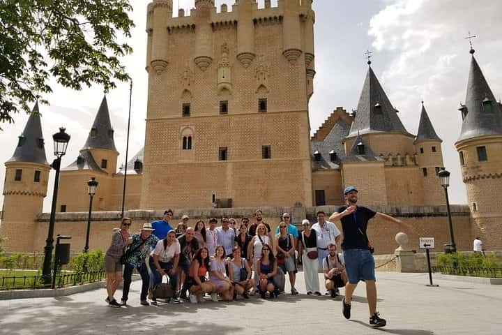 Desde Madrid: Tour Privado Oficial a Ávila & Segovia en Madrid - Foto 15