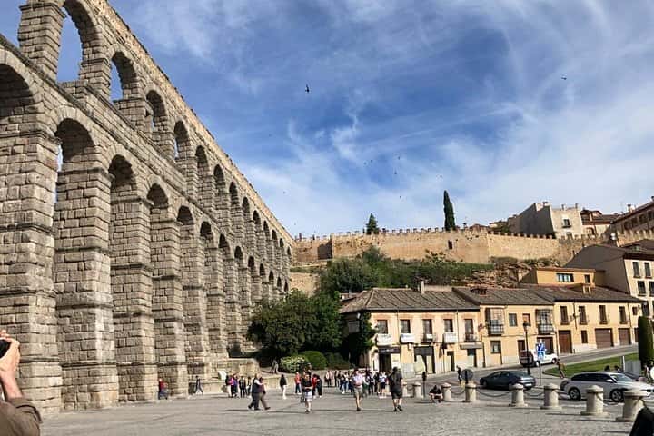 Desde Madrid: Tour Privado Oficial a Ávila & Segovia en Madrid - Foto 16