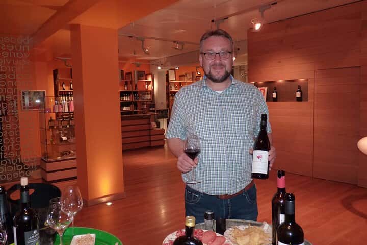 Requena Somm. Viñedos Privados / Degustación de Vinos Premium 1/2 Día en Valencia - Foto 16
