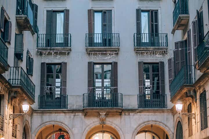 Tour privado de descubrimientos de Barcelona en Barcelona - Foto 9