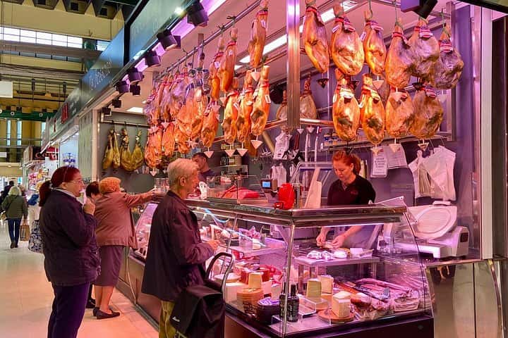 Tour autoguiado a pie y en bicicleta 1 + 1 Descubre Valencia en Valencia - Foto 14