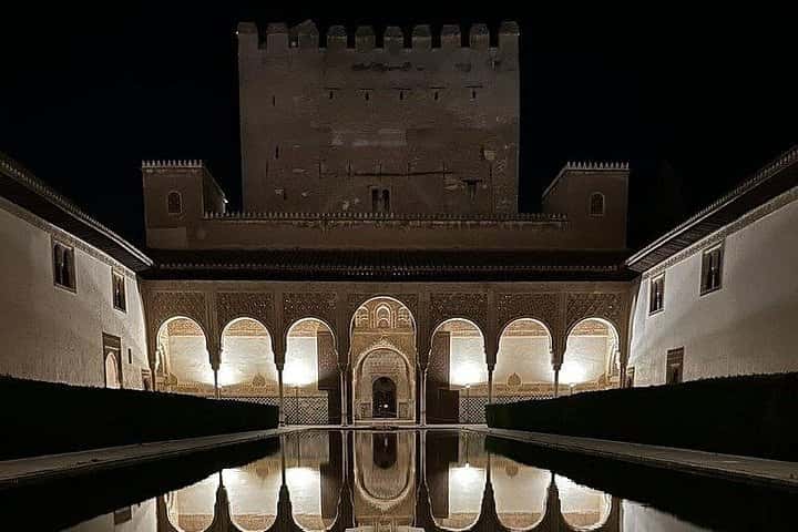 Recorrido privado por la Alhambra de Granada(incluye tickets) en Granada - Foto 9