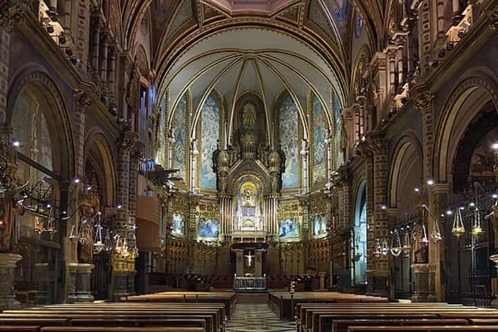 Excursión privada a Montserrat y bodega desde Barcelona en Barcelona - Foto 4
