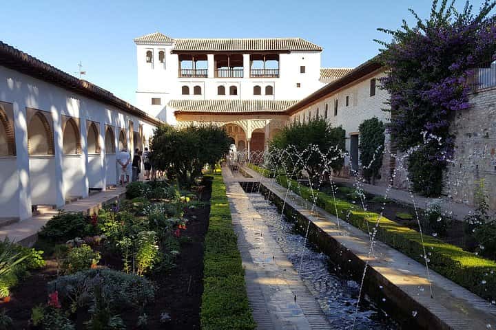 Tour privado Alhambra con tickets en Granada - Foto 6