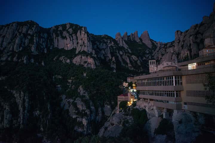 Excursión privada al amanecer de Montserrat y almuerzo con transporte en Barcelona - Foto 4