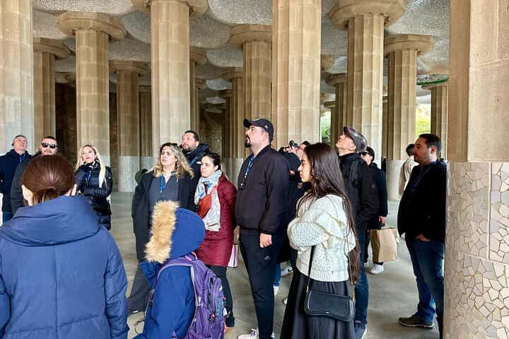 Visita guiada privada a Park Guell con un guía turístico de cinco estrellas en Barcelona - Foto 2