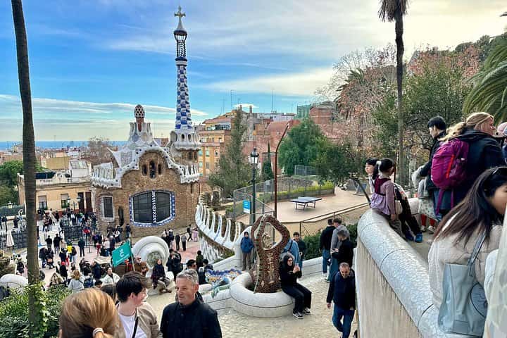 Visita guiada privada a Park Guell con un guía turístico de cinco estrellas en Barcelona - Foto 10