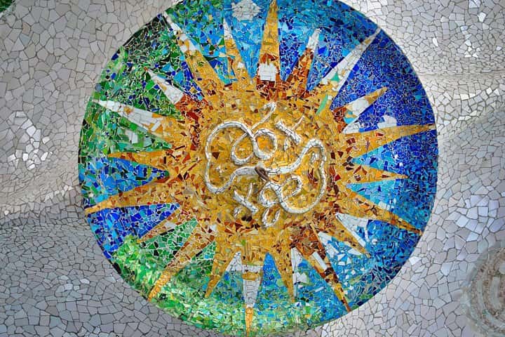 Visita guiada privada a Park Guell con un guía turístico de cinco estrellas en Barcelona - Foto 7