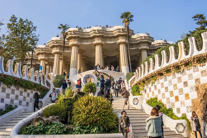 Visita guiada privada a Park Guell con un guía turístico de cinco estrellas en Barcelona - Foto 3