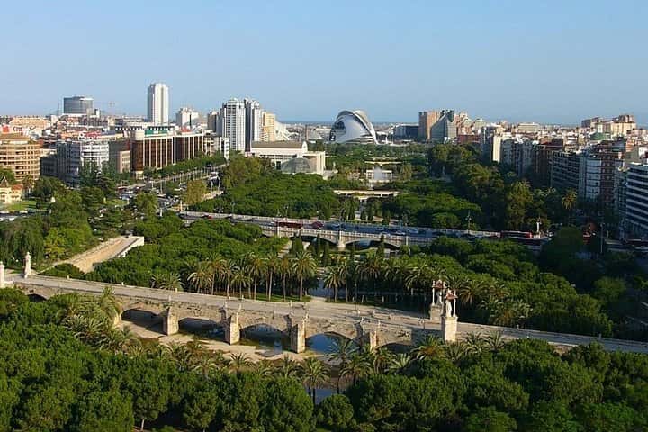 Bike tour by local points of interest with history en Valencia - Photo 10