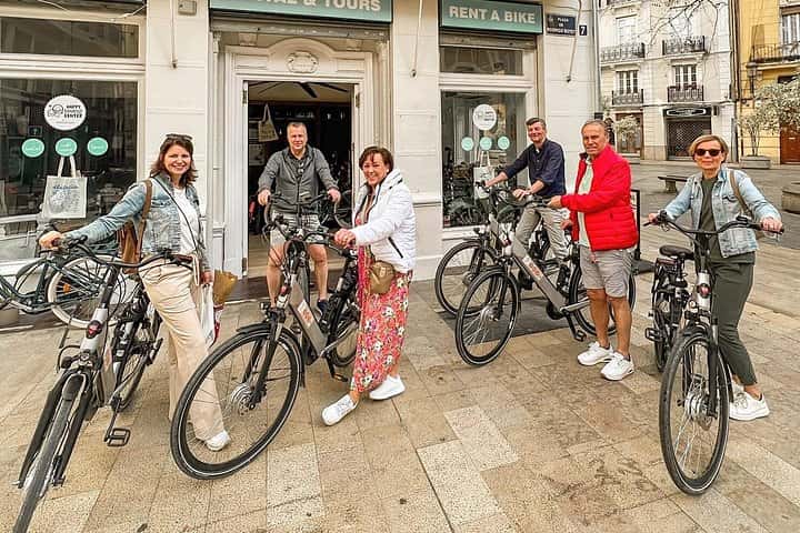 Bike tour by local points of interest with history en Valencia - Photo 20