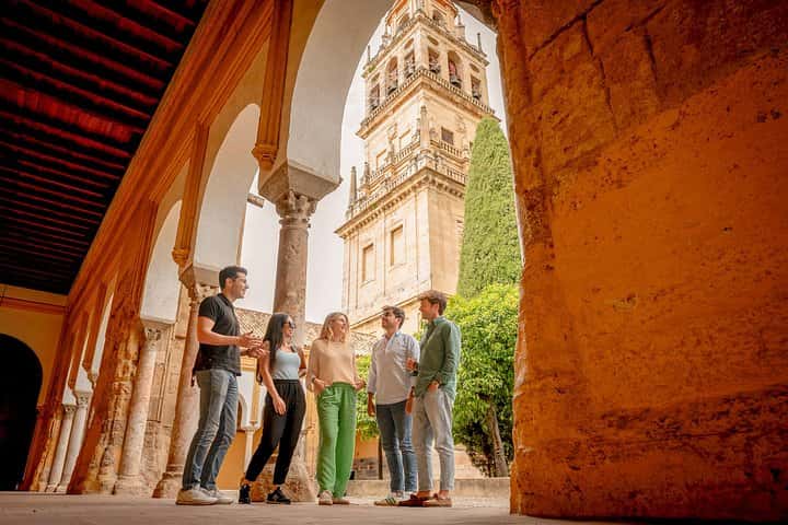 Córdoba con Mezquita-Catedral en Tren de Alta Velocidad desde Sevilla en Sevilla - Foto 5