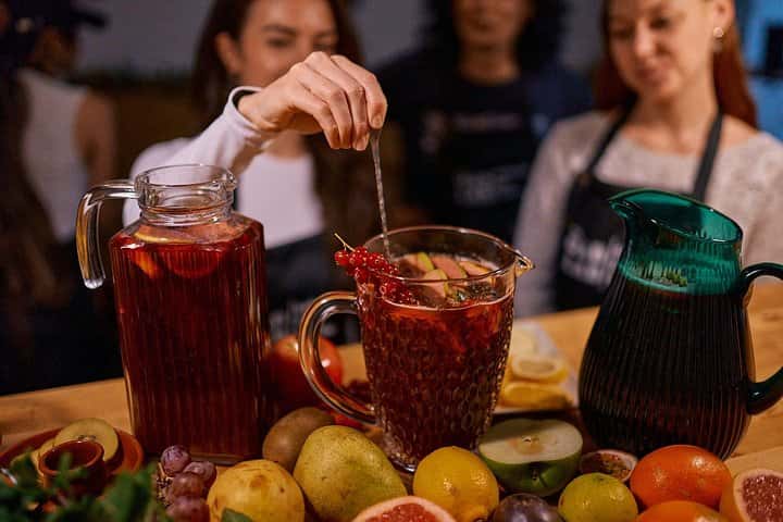 Taller de Tapas y Sangria con Maridaje de Cerveza Artesanal en Barcelona en Barcelona - Foto 11