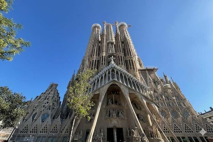 Tour privado a la Sagrada Familia con guía oficial en Barcelona - Foto 7