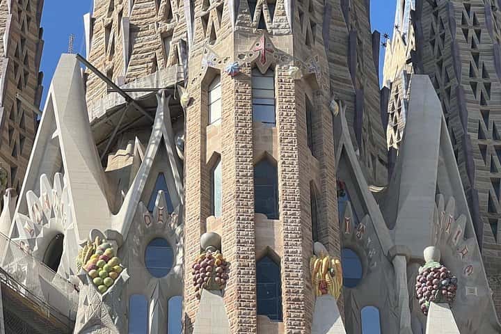 Tour privado a la Sagrada Familia con guía oficial en Barcelona - Foto 10