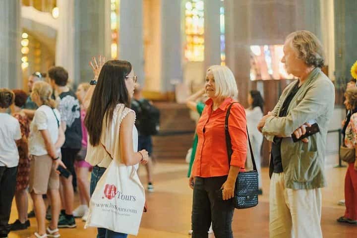 Barcelona destaca la Sagrada Familia y el Parque Güell semiprivado en Barcelona - Foto 13