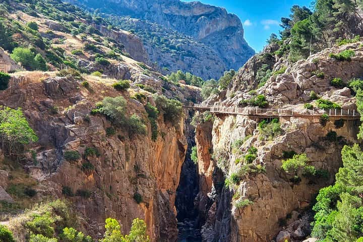 Visita Guiada con Transporte desde Málaga al Caminito del Rey en Málaga - Foto 5
