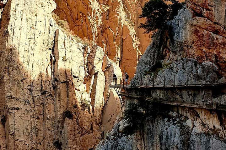 Visita Guiada con Transporte desde Málaga al Caminito del Rey en Málaga - Foto 7