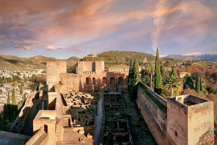 Alhambra de día completo desde Sevilla : Experiencia en grupos pequeños & SkipLine en Sevilla - Foto 6