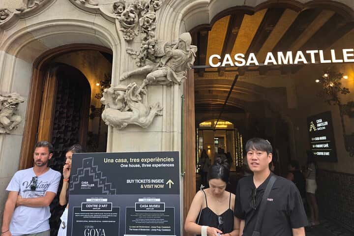 TOP Barcelona: Visita Guiada privada con tu móvil en Barcelona - Foto 4