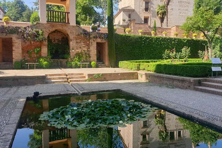 Visita guiada privada a la Alhambra con entradas propias en Granada - Foto 6